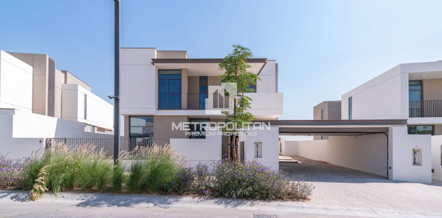 Villa à Al Furjan, Dubai, 5 chambres, 480 m², № 73820