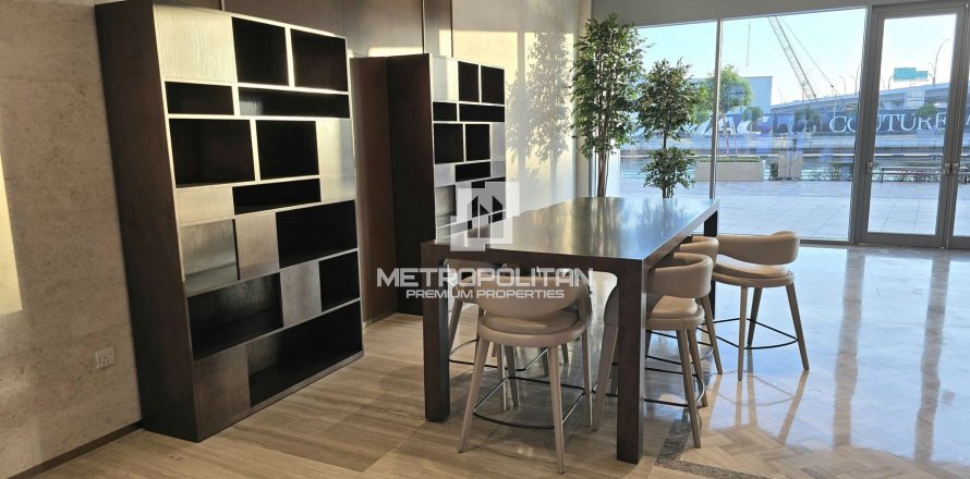 Apartamento en Al Wasl, Dubai, 3 dormitorios, 205 m², № 15952