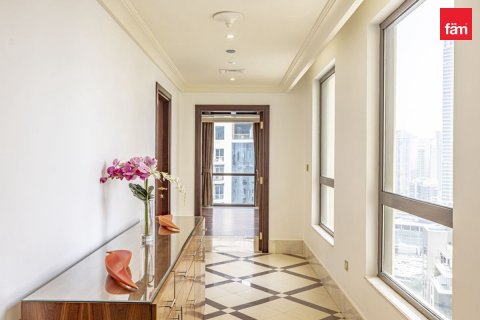 Снять в аренду квартиру в Дубай Марине, Дубай: 4 спальни, 650.3м², № 18429 - фото 2