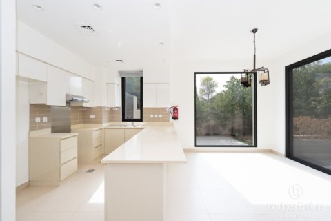 Villa en Dubai Hills Estate, Dubai, 5 dormitorios, 254 m², № 137720 - foto 6