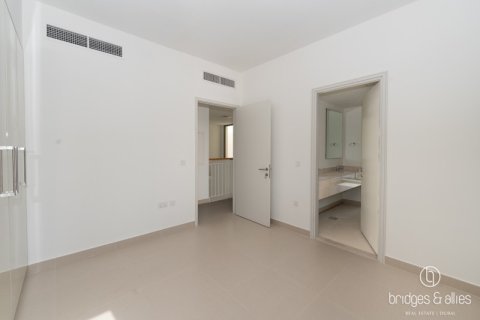 Villa en Dubai Hills Estate, Dubai, 5 dormitorios, 254 m², № 137720 - foto 23