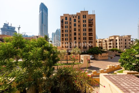 Appartement à Downtown Dubai (Downtown Burj Dubai), Dubai, 1 chambre, 89.83720100 m², № 137705 - photo 2