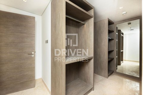 Apartment in Business Bay, Dubai 2 bedrooms, 157.1 sq.m. № 138636 - photo 8