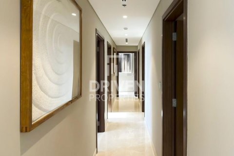 Apartamento en EMAAR Beachfront, Dubai Harbour, Dubai, 3 dormitorios, 178.19 m², № 136703 - foto 9