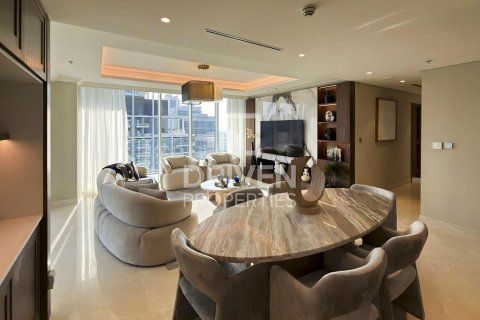 Apartamento en EMAAR Beachfront, Dubai Harbour, Dubai, 3 dormitorios, 178.19 m², № 136703 - foto 3