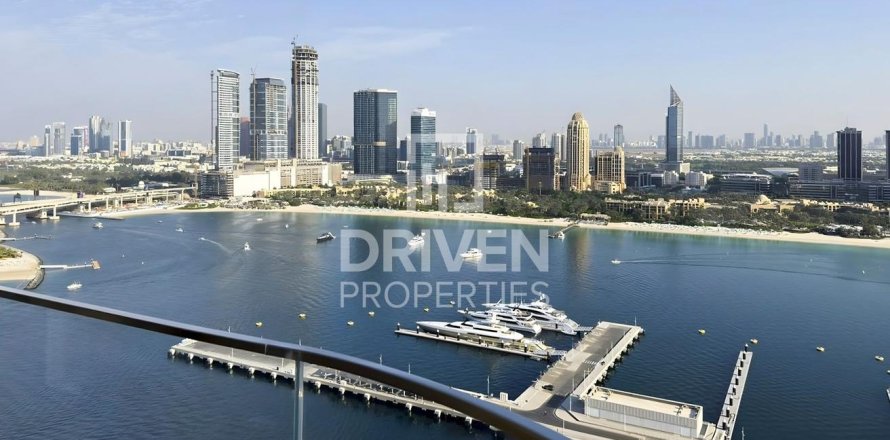 Apartamento en EMAAR Beachfront, Dubai Harbour, Dubai, 3 dormitorios, 178.19 m², № 136703