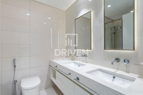 Appartement à EMAAR Beachfront, Dubai Harbour, Dubai, 2 chambres, 106.19 m², № 136700 - photo 8