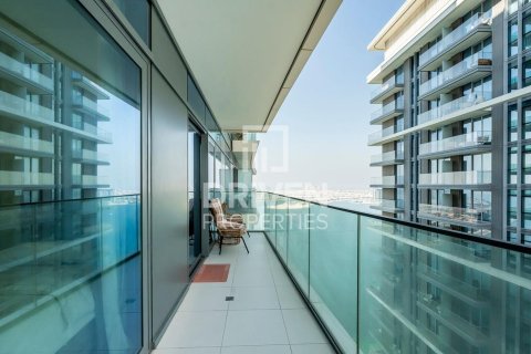 Appartement à EMAAR Beachfront, Dubai Harbour, Dubai, 2 chambres, 106.19 m², № 136700 - photo 7