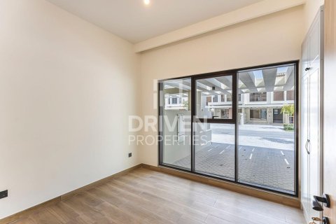 Townhouse in Damac Lagoons, Dubai 4 bedrooms, 145.21 sq.m. № 143098 - photo 4
