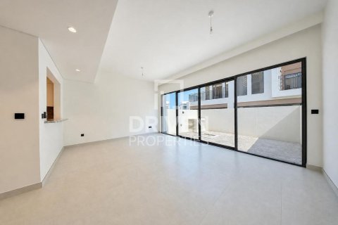 تاون هاوس في Damac Lagoons, دبي 4 غرف نوم, 146.6 م² رقم 143089 - صورة 2