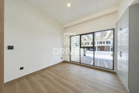 تاون هاوس في Damac Lagoons, دبي 4 غرف نوم, 146.6 م² رقم 143089 - صورة 8