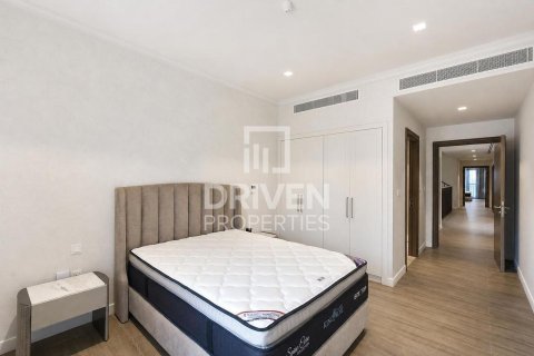 Villa in Jumeirah, Dubai 4 bedrooms, 576.93 sq.m. № 143088 - photo 6
