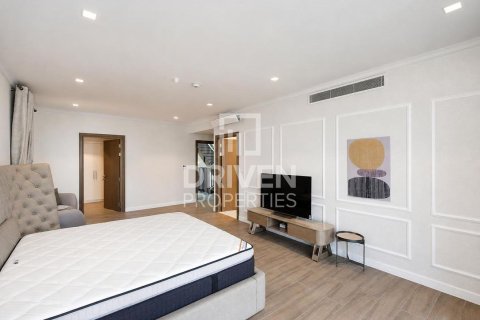 Villa in Jumeirah, Dubai 4 bedrooms, 576.93 sq.m. № 143088 - photo 15