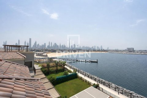 Villa in Jumeirah, Dubai 4 bedrooms, 576.93 sq.m. № 143088 - photo 26