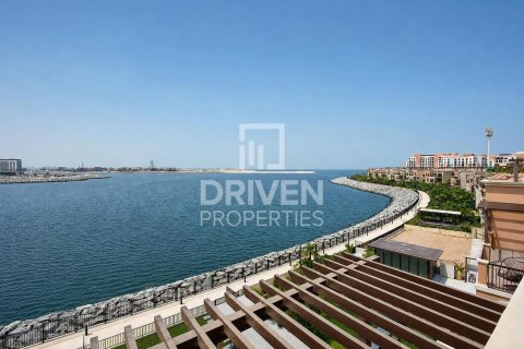 Villa in Jumeirah, Dubai 4 bedrooms, 576.93 sq.m. № 143088 - photo 25