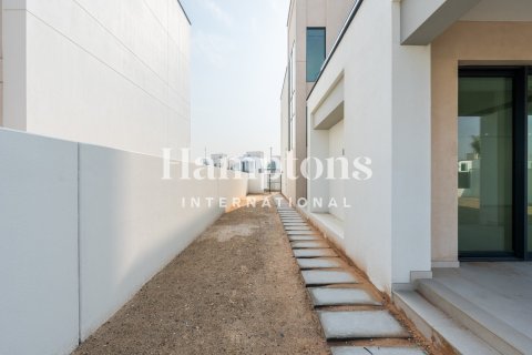 Villa en Arabian Ranches 3, Dubai, 4 dormitorios, 515.81975272 m², № 83842 - foto 27