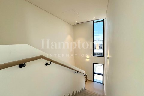Adosado en Mudon, Dubai, 3 dormitorios, 168.01972065 m², № 83840 - foto 7