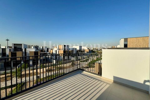 Adosado en Mudon, Dubai, 3 dormitorios, 168.01972065 m², № 83840 - foto 3
