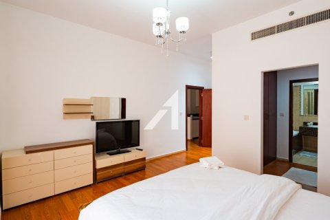 Apartment in Rimal, Jumeirah Beach Residence, Dubai 1 bedroom, 98.3 sq.m. № 42500 - photo 12