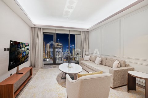 Penthouse in Downtown Dubai (Downtown Burj Dubai), Dubai 5 bedrooms, 568 sq.m. № 104774 - photo 9