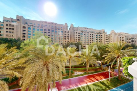 Apartment in Shoreline Apartments, Palm Jumeirah, Dubai 2 bedrooms, 185 sq.m. № 104773 - photo 17
