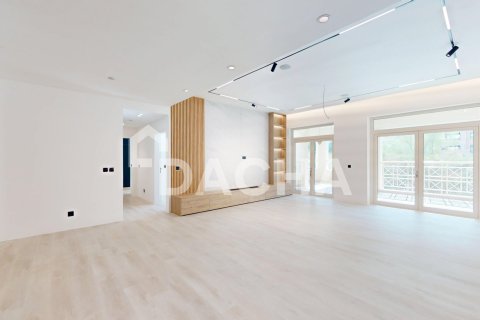 Apartment in Shoreline Apartments, Palm Jumeirah, Dubai 2 bedrooms, 185 sq.m. № 104773 - photo 9