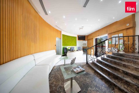 Oficina en Umm Suqeim, Dubai, 481.7 m², № 55762 - foto 5