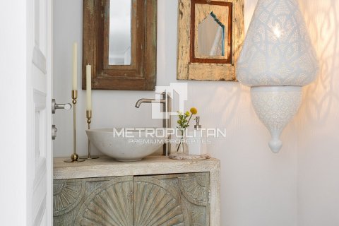 Apartment in Bluewaters Residences, Bluewaters, Dubai 3 bedrooms, 191 sq.m. № 3748 - photo 7