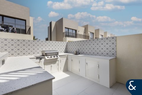 Купить виллу в EMAAR South, Dubai South (Dubai World Central), Дубай: 4 спальни, 237м², № 75475 - фото 26