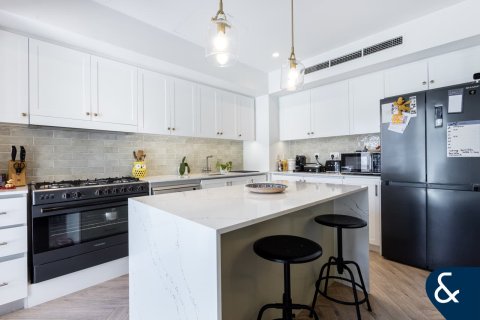 Купить виллу в EMAAR South, Dubai South (Dubai World Central), Дубай: 4 спальни, 237м², № 75475 - фото 7