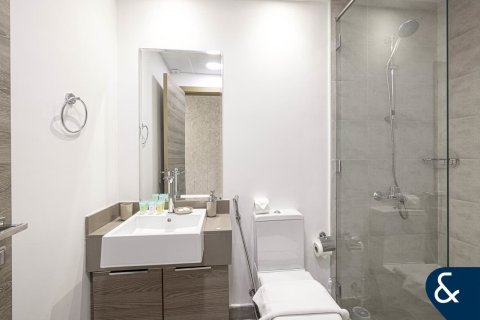 Apartment in Bloom Towers, Jumeirah Village Circle, Dubai 2 bedrooms, 106 sq.m. № 75476 - photo 8