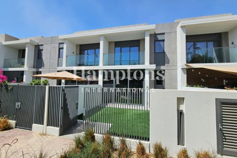 Townhouse in Ruba, Arabian Ranches 3, Dubai 3 bedrooms, 145.85771000 sq.m. № 100399 - photo 12