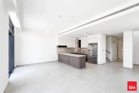 Villa à Dubai, 3 chambres, 206.7 m², № 58277 - photo 1