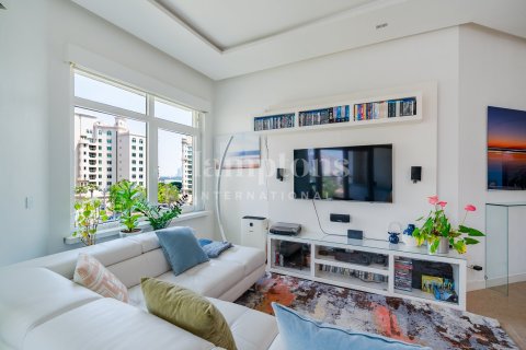 Apartment in FIVE Palm Jumeirah, Palm Jumeirah, Dubai 3 bedrooms, 204.56961891 sq.m. № 77338 - photo 16
