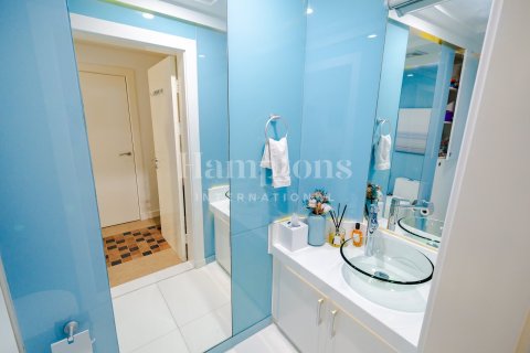 Apartment in FIVE Palm Jumeirah, Palm Jumeirah, Dubai 3 bedrooms, 204.56961891 sq.m. № 77338 - photo 8