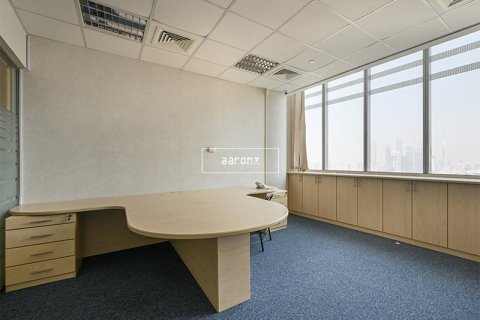 Oficina en Jumeirah Lake Towers, Dubai, 169.4 m², № 46855 - foto 8