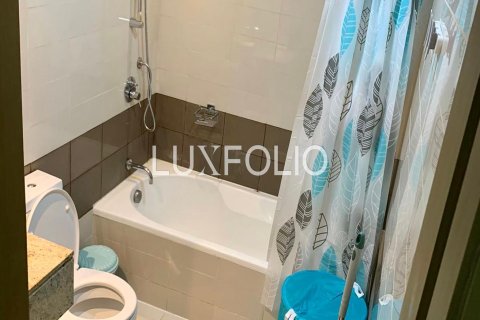 Apartamento en The Lofts, Downtown Dubai (Downtown Burj Dubai), Dubai, 1 dormitorio, 76 m², № 46387 - foto 11