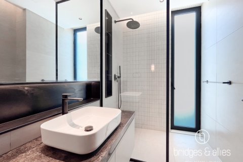 Villa à Dubai, 4 chambres, 377.4 m², № 43193 - photo 15