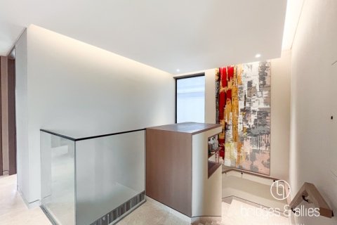 Villa à Dubai, 4 chambres, 377.4 m², № 43193 - photo 6