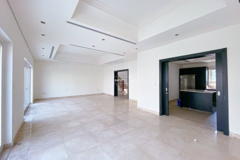 Снять в аренду виллу в Al Furjan, Дубай: 4 спальни, 600м², № 43199 - фото 5