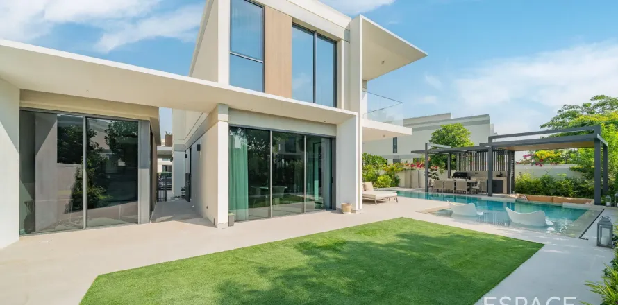 Villa en Tilal Al Ghaf, Dubai, 4 dormitorios, 372 m², № 71126