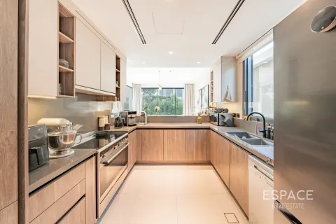 Купить виллу в Tilal Al Ghaf, Дубай: 4 спальни, 372м², № 71126 - фото 6