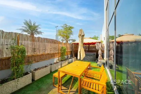 Купить квартиру в Aria, Джумейра Вилладж Серкл, Дубай: 2 спальни, 122м², № 71125 - фото 15