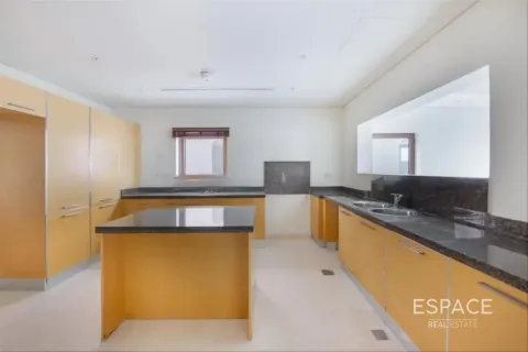 Adosado en Al Furjan, Dubai, 3 dormitorios, 283 m², № 71139 - foto 3
