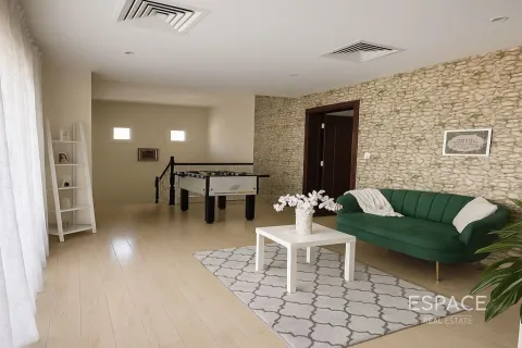 Купить виллу в Meadows, Дубай: 5 спален, 391м², № 71138 - фото 5