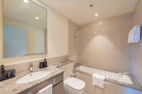 Купить квартиру в Даунтаун Дубай (Даунтаун Бурдж Дубай), Дубай: 3 спальни, 142м², № 71140 - фото 15