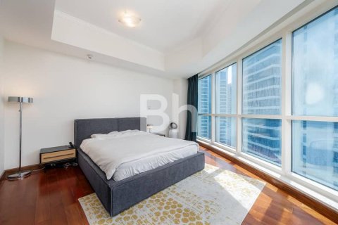Apartment in Jumeirah Lake Towers, Dubai 2 bedrooms, 160 sq.m. № 25071 - photo 17