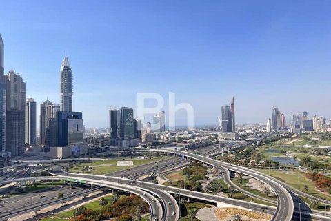Apartment in Jumeirah Lake Towers, Dubai 2 bedrooms, 160 sq.m. № 25071 - photo 8