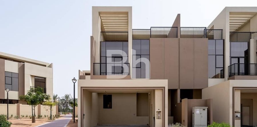 تاون هاوس في Dubai Sports City, دبي 4 غرف نوم, 374 م² رقم 57080