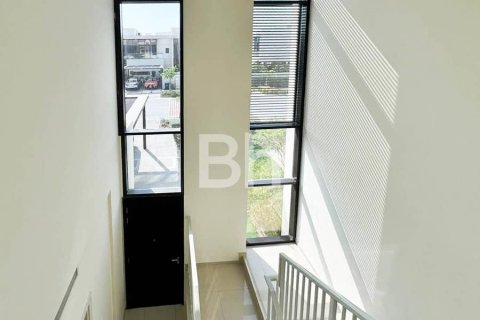 Adosado en DAMAC Hills (Akoya by DAMAC), Dubai, 3 dormitorios, 204 m², № 57079 - foto 11